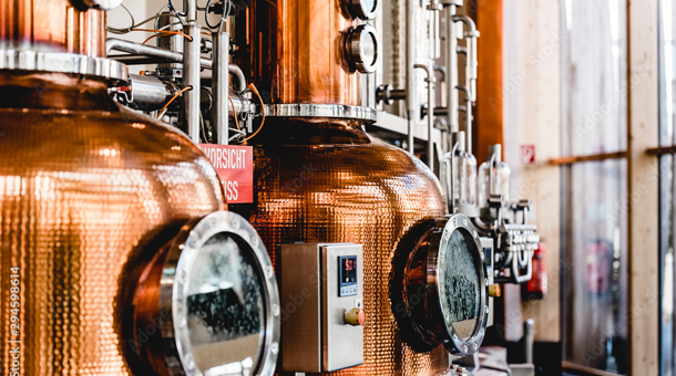 Picture of a distillery in daylight.